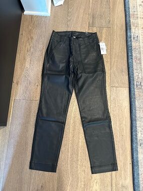 NWT Kut from the Kloth Reese Ankle Straight Coated Black Denim 2P